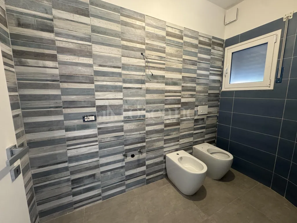Salles de bain - Retrofitted Villa with Solar Panels in Catania