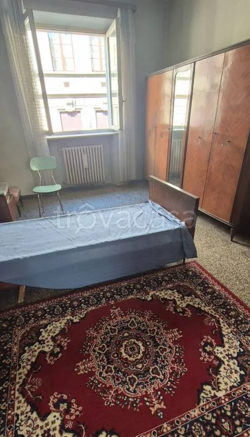 Magamistoad - Spacious Apartment with Balconies in Trecate Centre
