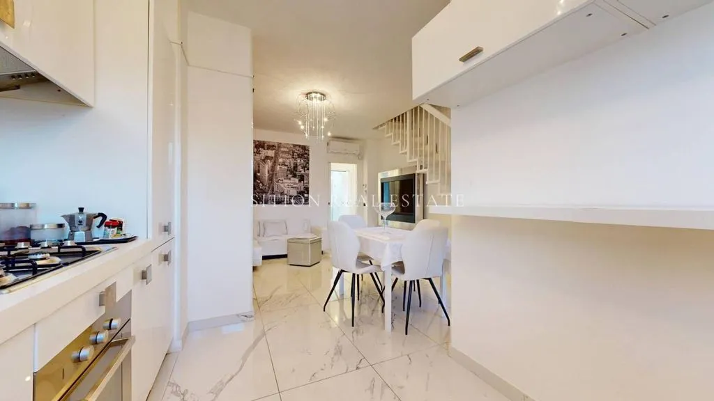 Cuisine - Luxury Flat with Balcony in Milan