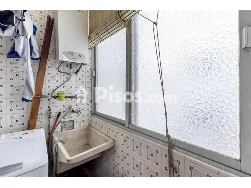Salles de bain - Appartement 4 pièces à ES