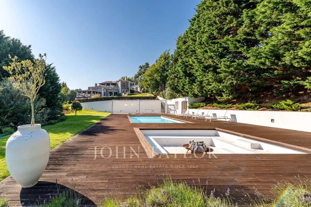 Piscina - Luxury House with Pool in Sintra