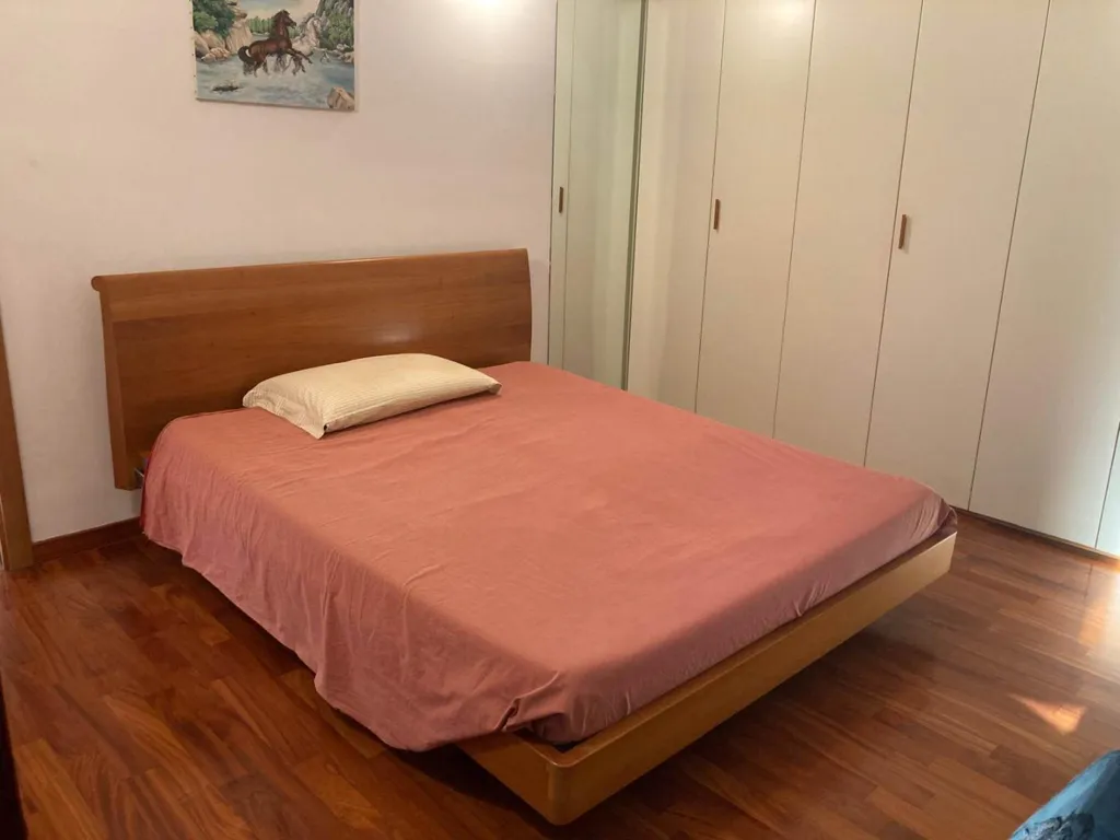 Bedrooms - Ground Floor Apartment with Private Entrance, Ancona