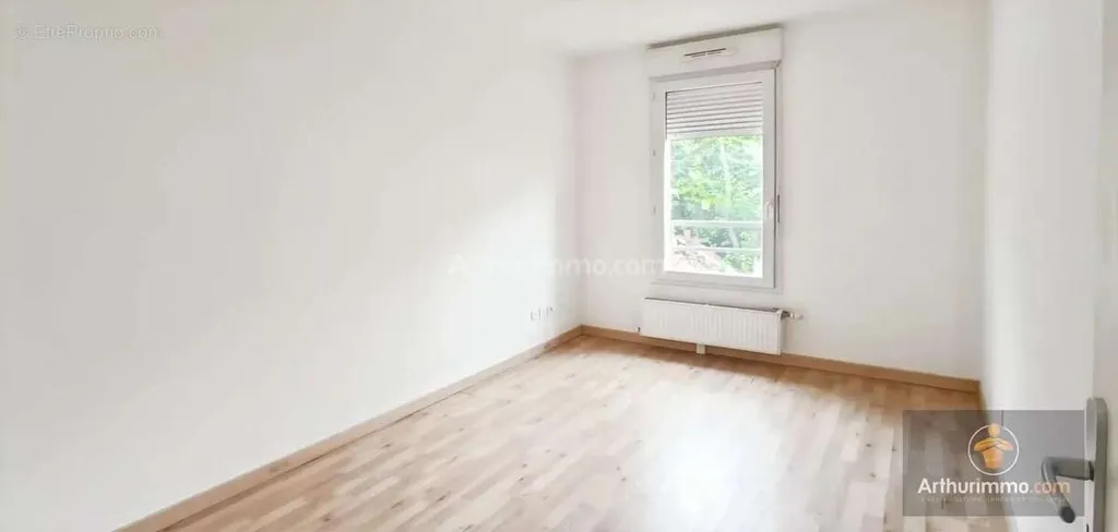 Appartement 3 pièces à Lisses