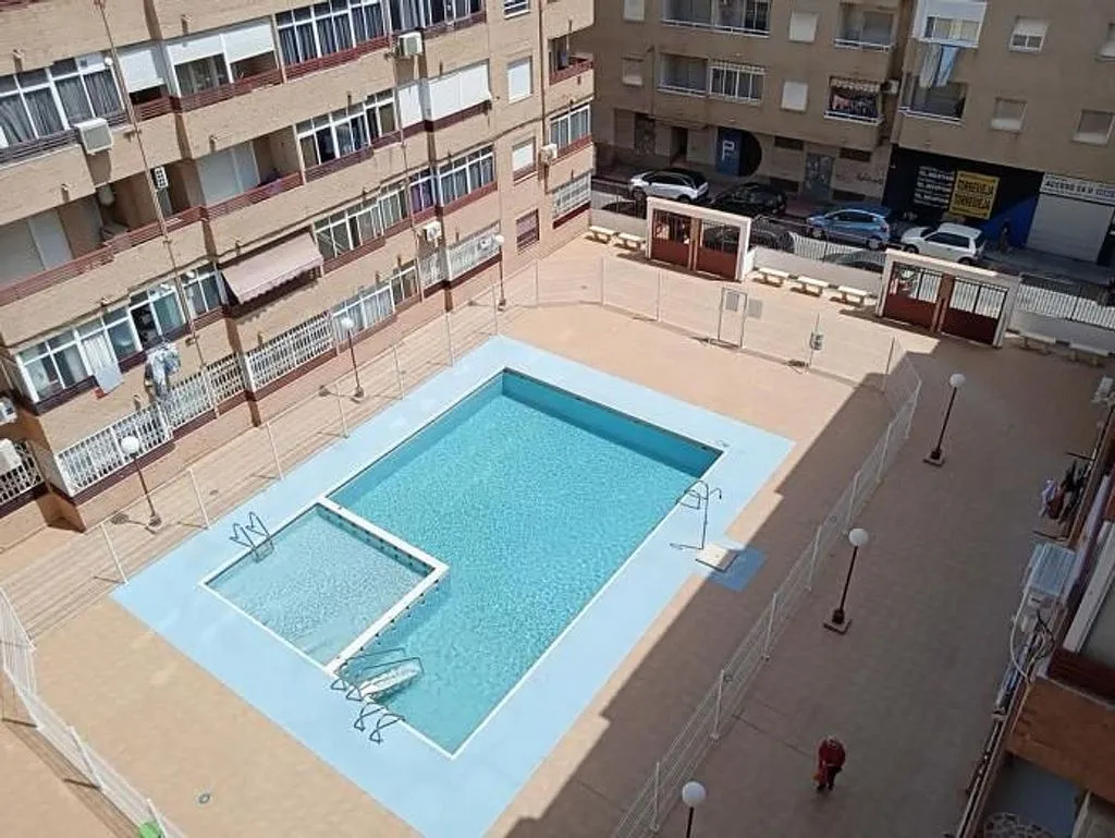 Bassein - Renovated Apartment with Pool in Molino