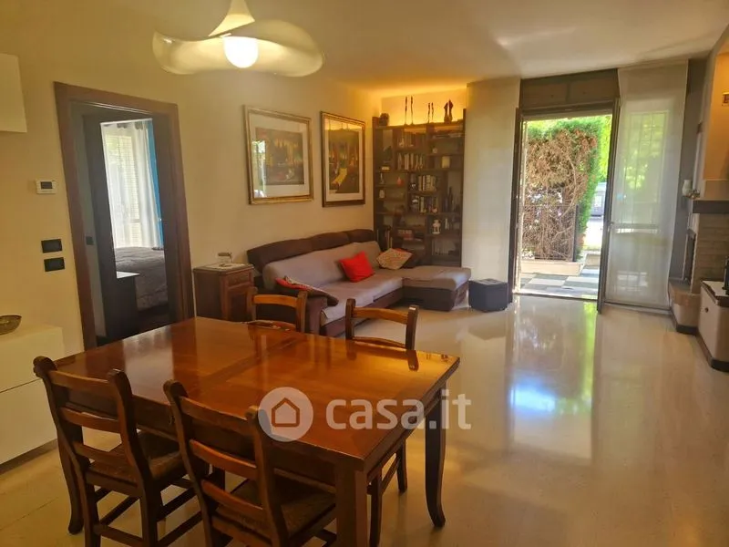 Salle à manger - Duplex Apartment with Private Garden in Modena