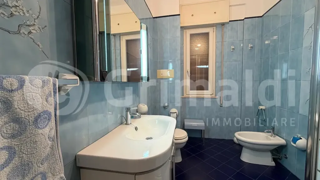 Salles de bain - Apartment with Balcony in Palermo