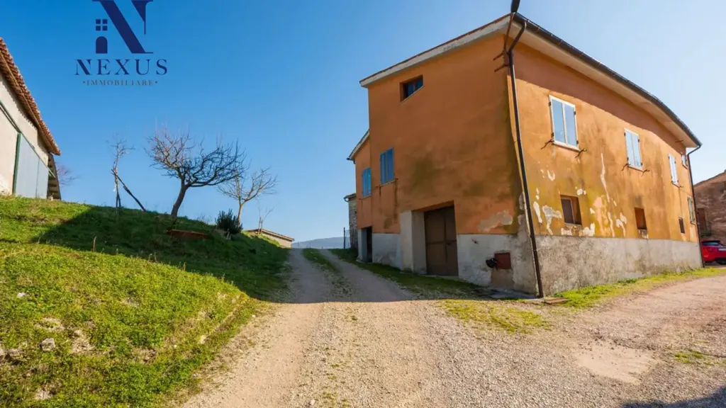 Välivaade - Rustic Farmhouse with River View in Sassoferrato