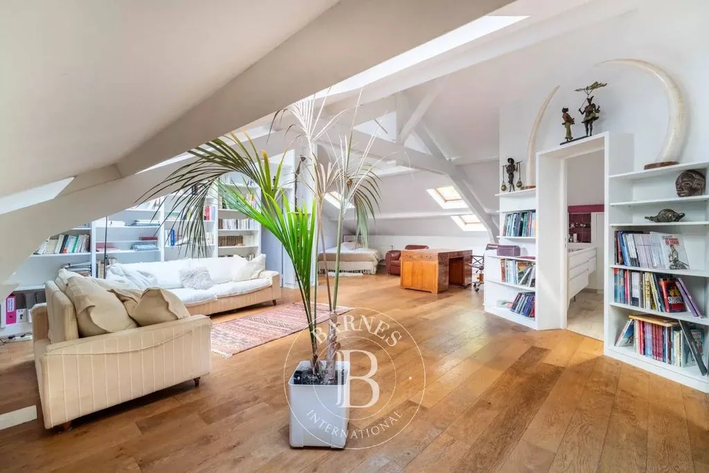 Elutuba - Luxury Apartment with Garden in Paris