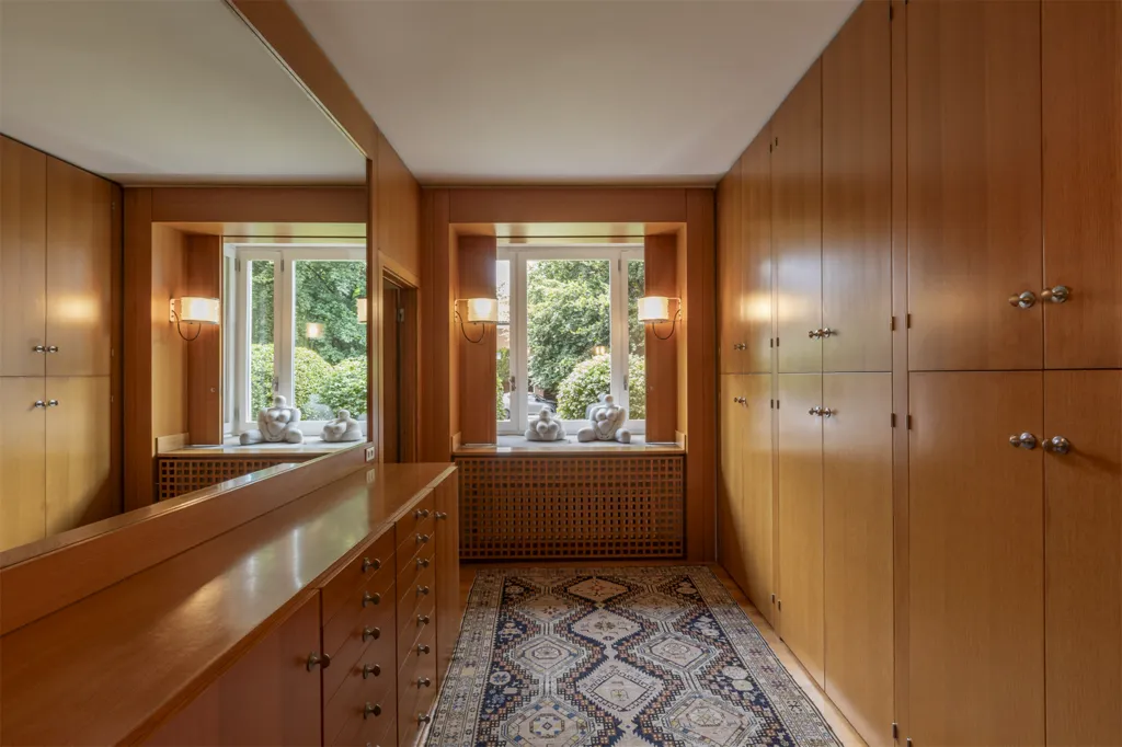 Rooms - Luxury Villa with Panoramic Views in Turin