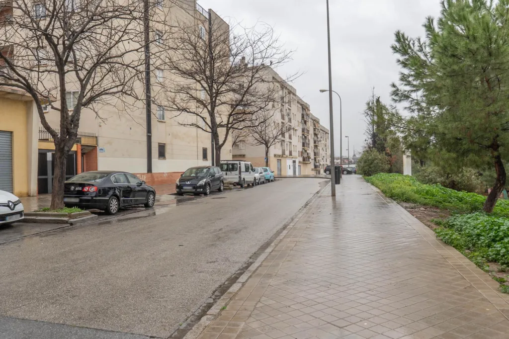 Välivaade - Duplex with Garage in Alcalá la Real, Granada