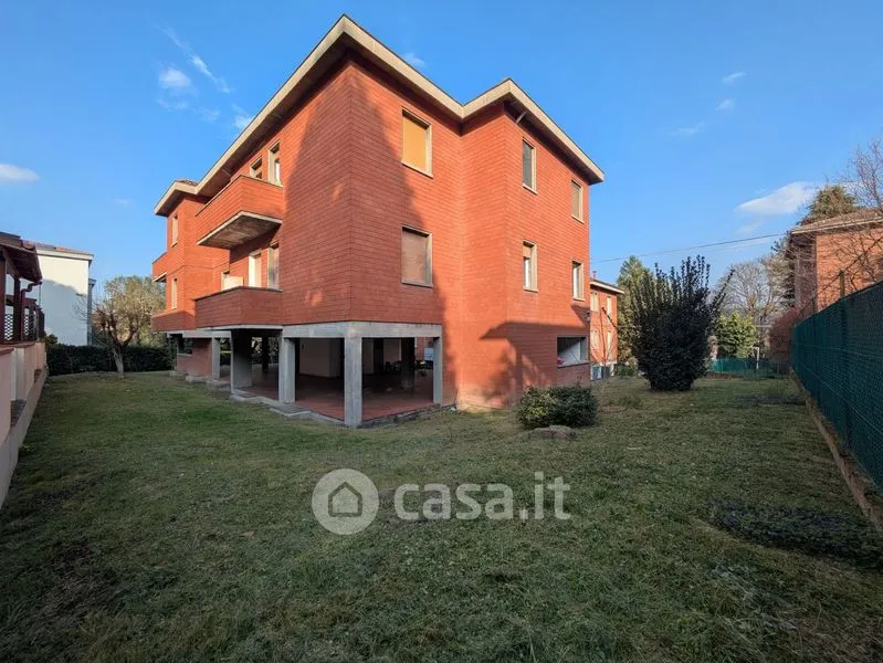 Aed - 3-Bedroom Apartment with Balcony in Sasso Marconi