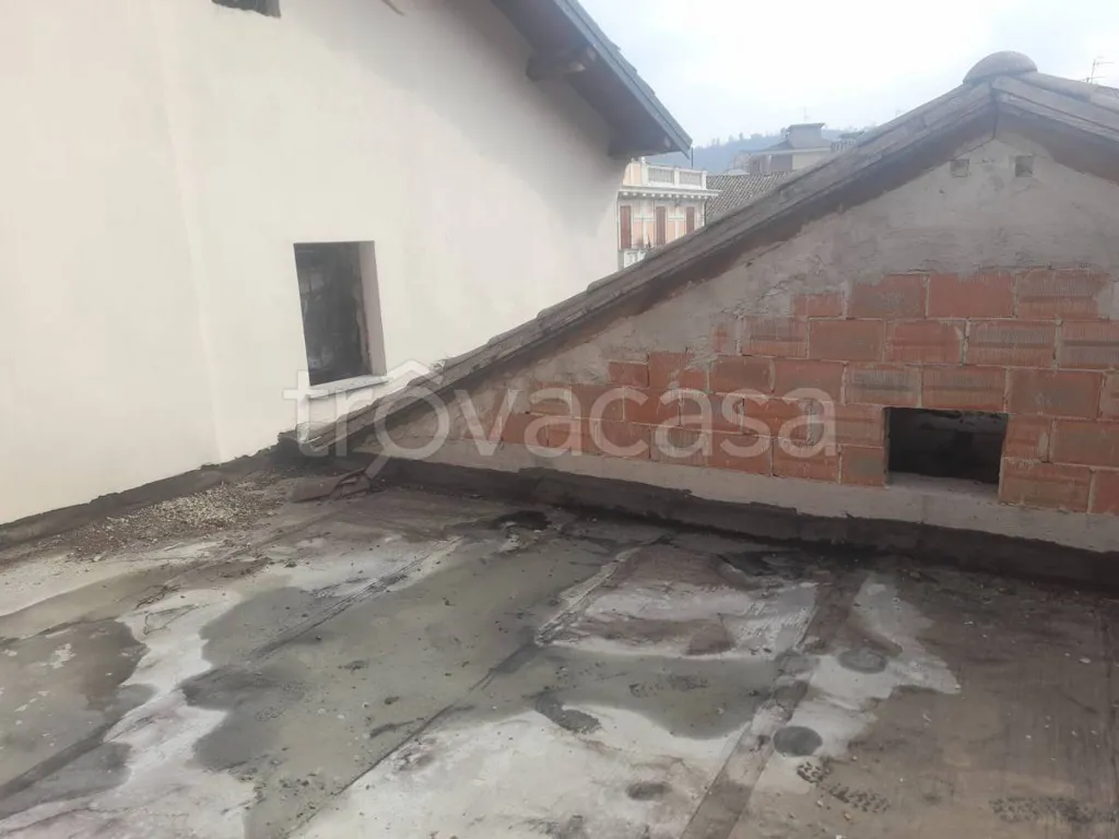 Terrass - Three-Level Building for Renovation in Ceva