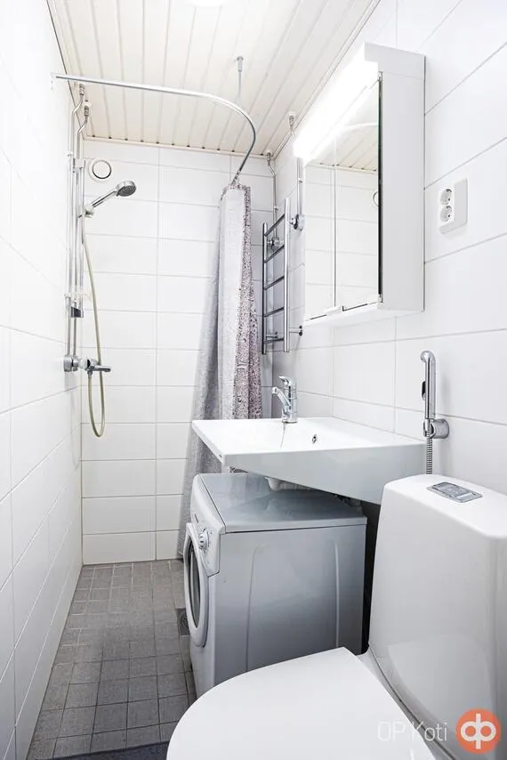 Vannitoad - Bright Studio with Balcony in City Centre