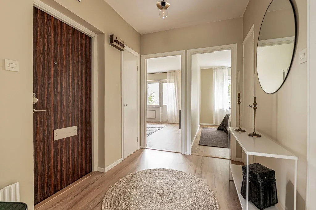 Ingresso - Renovated Flat with Balcony in Västerås