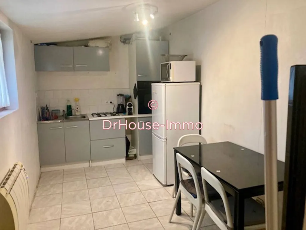 Cuisine - Maison avec Dépendance et Local à Chelles, Proche RER E