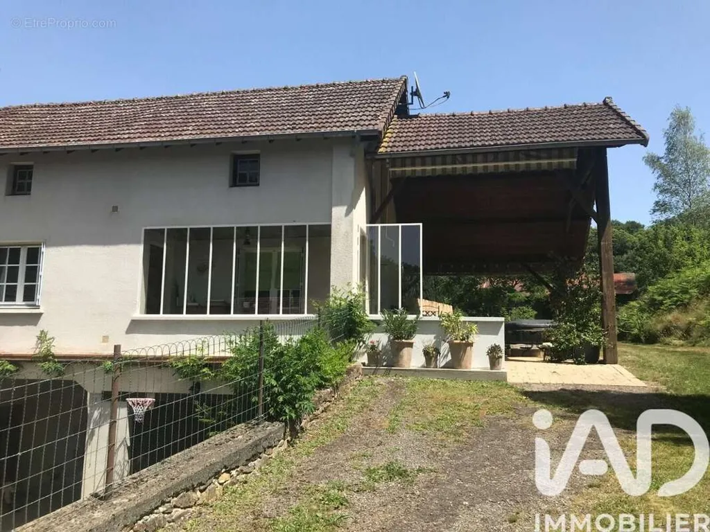 Välivaade - Historic Mill Domain with 3.6 Ha near Limoges