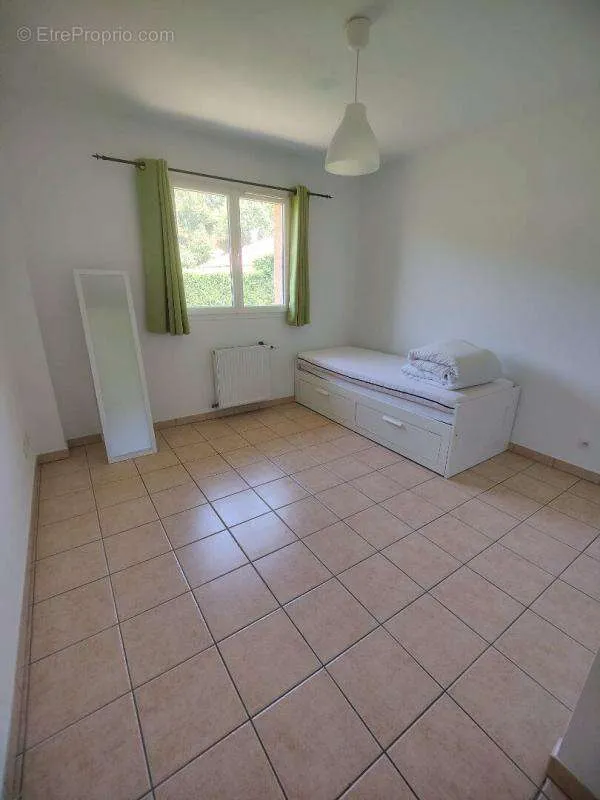 Magamistoad - Luxury House with Cathedral Ceiling in La Buisse