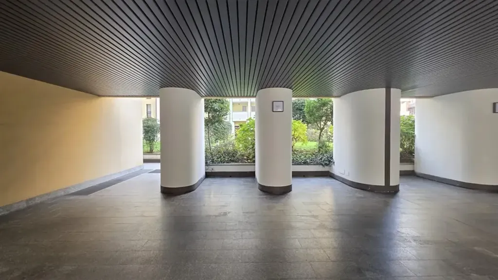 Entrée - Modern Apartment with Panoramic Balcony in Milan