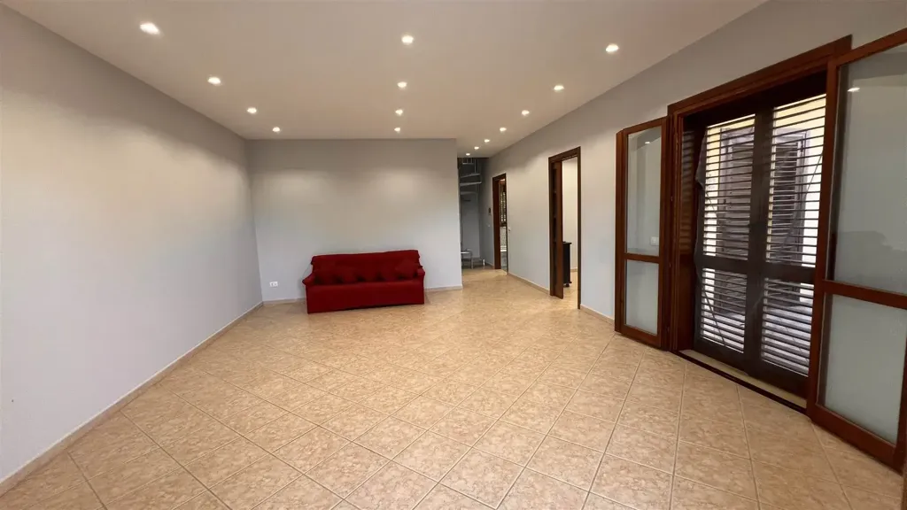 Esik - Villa with Garden in Sciacca, San Marco