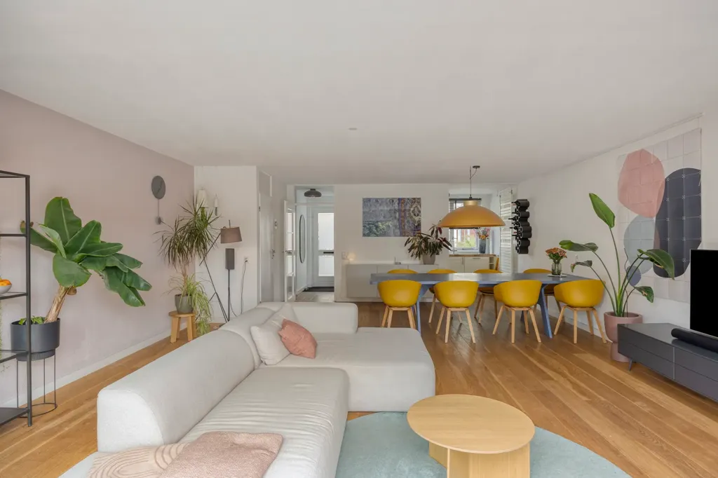 Elutuba - Spacious End-Terrace House with Garden in Capelle