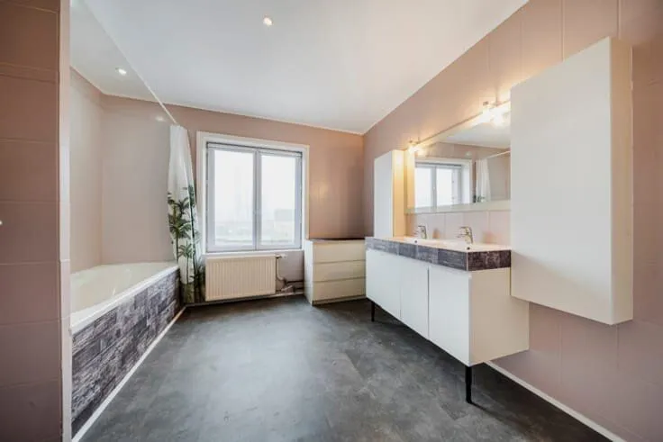 8-bedroom house in Neerheylissem