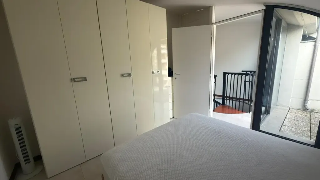 Chambres - Two-Level Apartment with Balcony in Florence