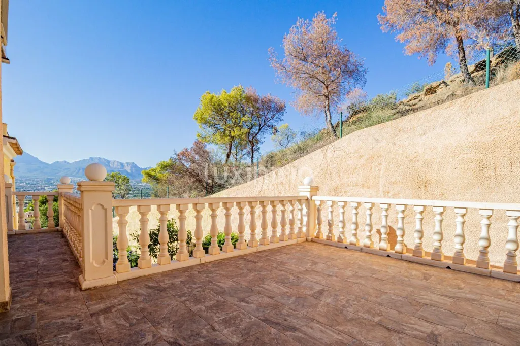 Terrass - Mediterranean Villa with Pool in L'Albir-Zona Playa