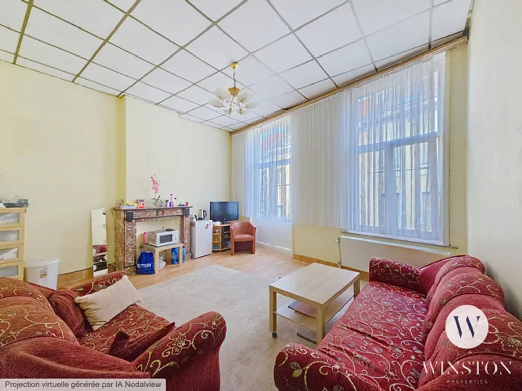 Living Room - Investment Triplex with Terrace in Central Location