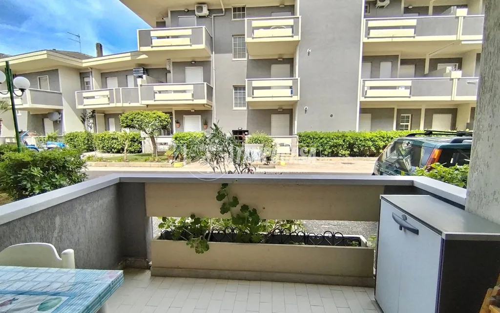 Balcon - Seafront Bilocale with Terrace in Silvi Marina