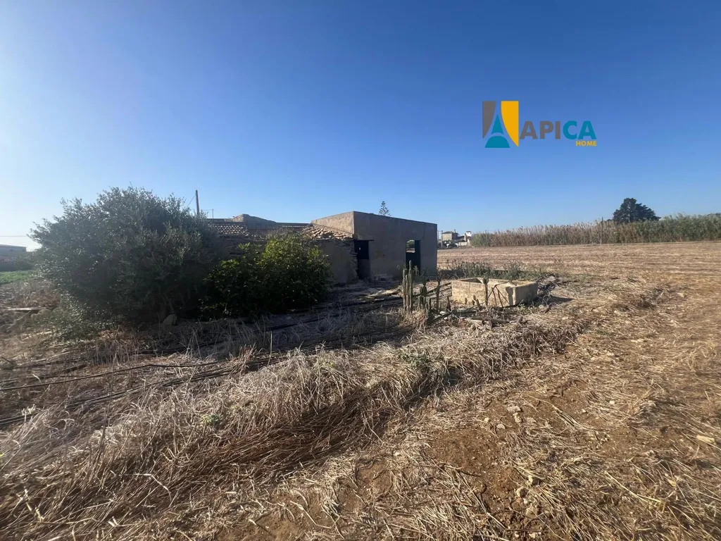 Aed - Rustic Chalet with Land in Barrio Nuevo