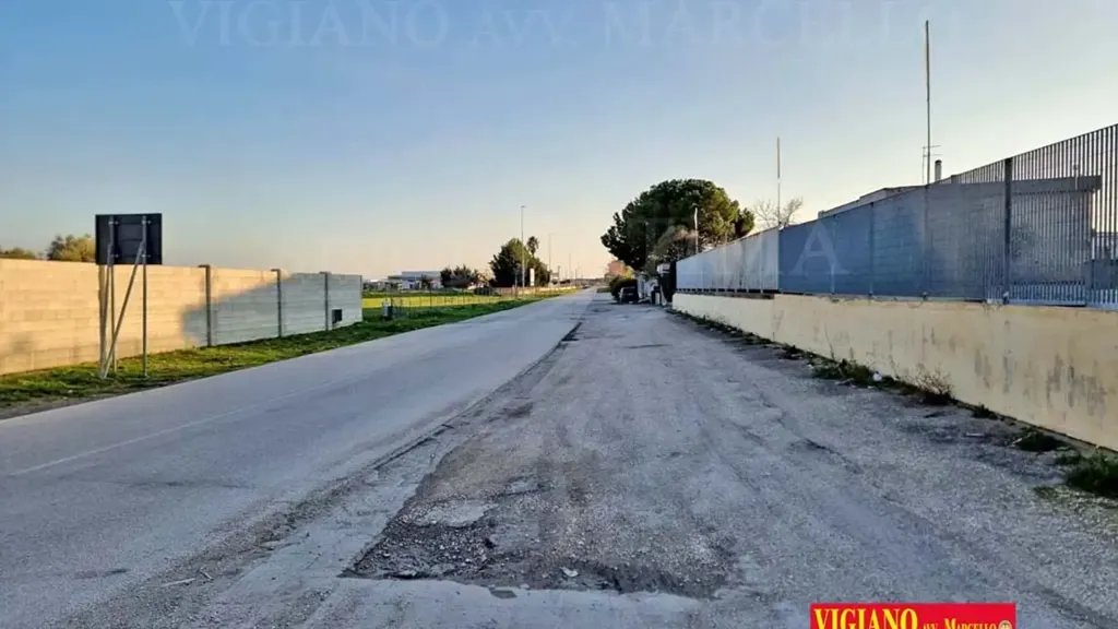 Jardin - Semi-basement Storage with Rec Area in Foggia