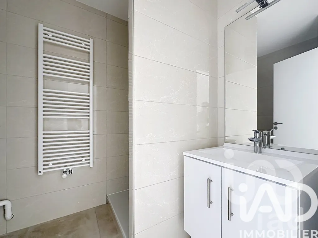 Bagni - Apartment with Panoramic View in Rubelles