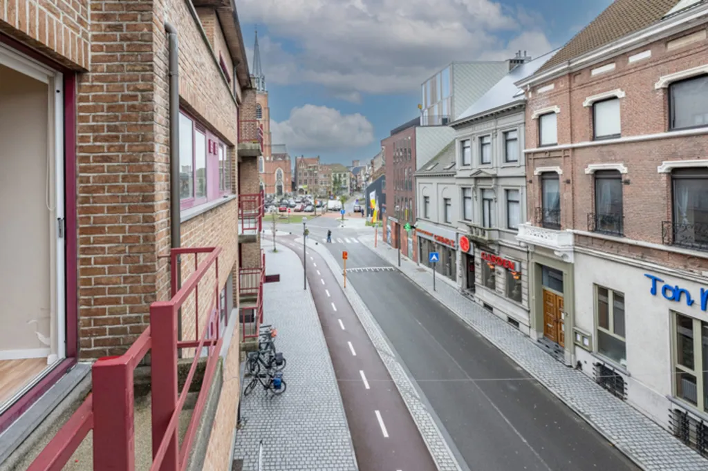 Extérieur - Appartement avec Deux Terrasses à Boom