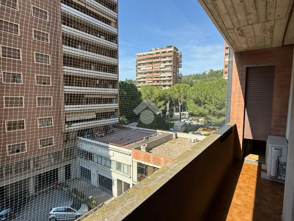 Balcon - 3-Room Apartment with Balcony in Perugia