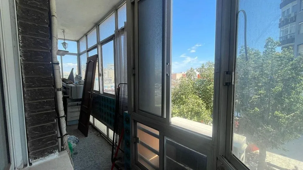 balcony