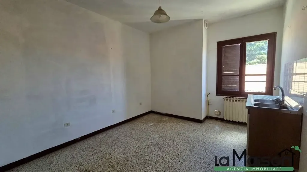 Pièces - Independent House with Private Garden in Lessolo