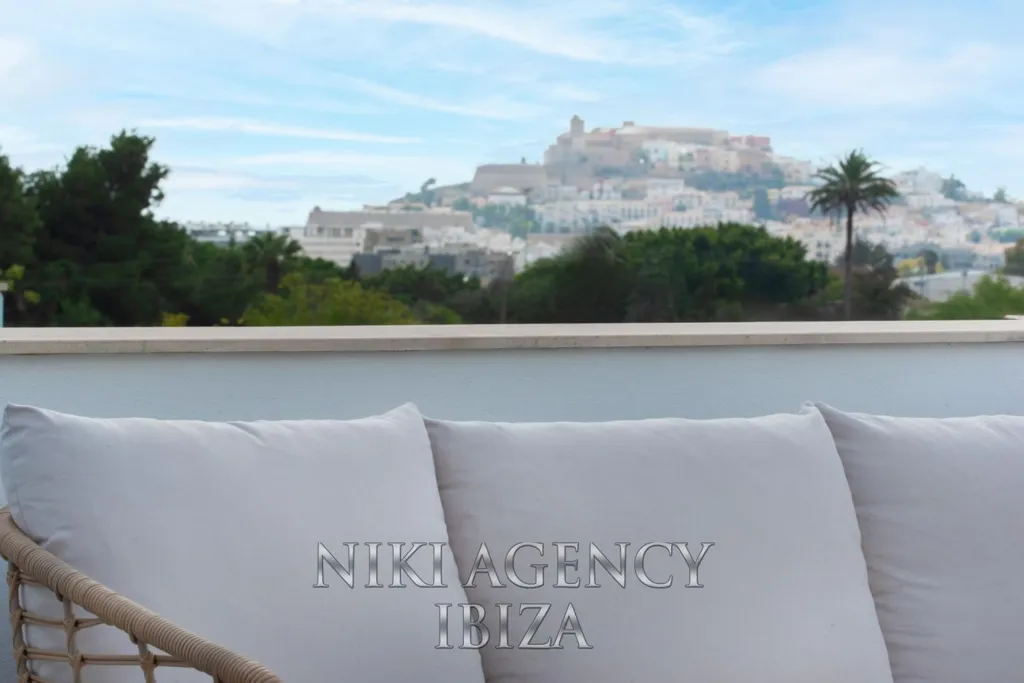 Terrasse - Townhouse with Pool in Jesús, Ibiza