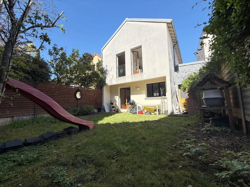 Jardin - Maison Familiale avec Jardin à Clamart Gare