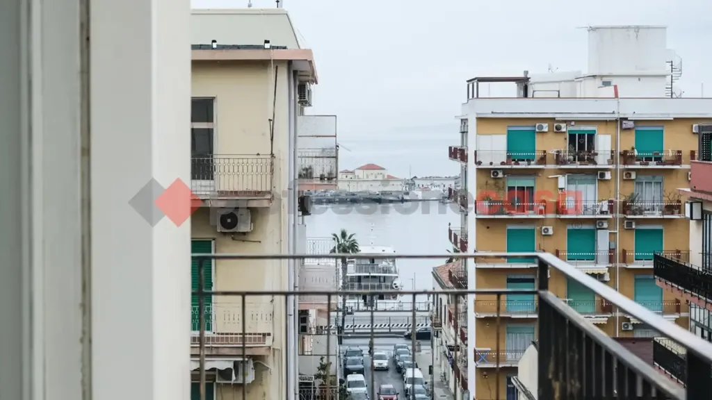Balcon - Bright Apartment with Balcony in Milazzo