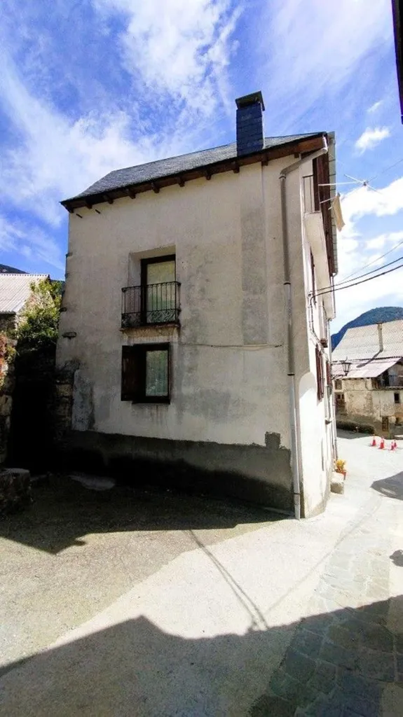 Välivaade - Spacious House with Mountain Views in Sin