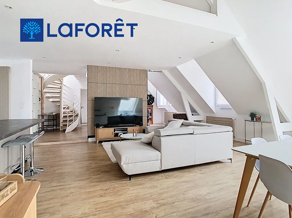 Soggiorno - Duplex Apartment with Multi-Exposure in Hennebont