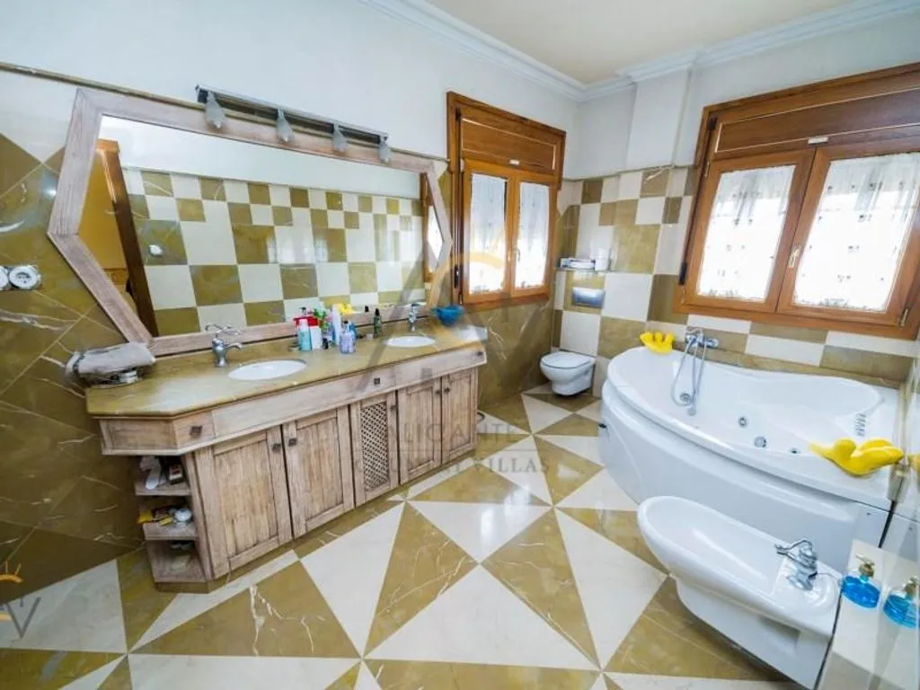 Vannitoad - Luxury House with Pool in Pinoso