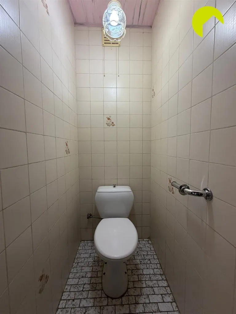Vannitoad - 2-Bedroom Apartment with Parking in Mortsel