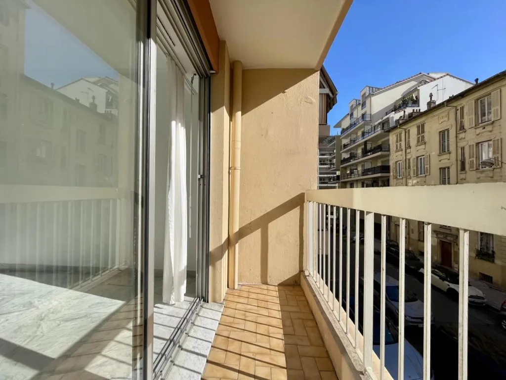 Appartement 3 pièces à NICE