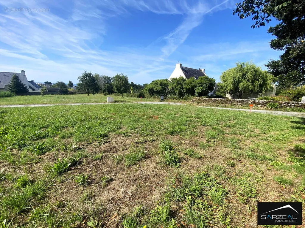 Aed - Buildable Plot with Ocean View in Sarzeau