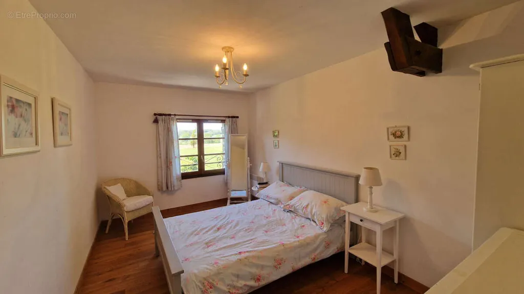 Magamistoad - Charming Farmhouse with Garden in Évriguet