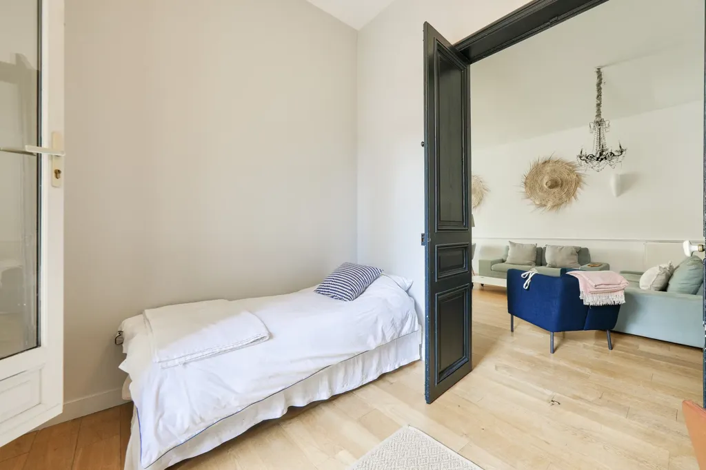 Bedrooms - Contemporary Loft in Saint-Louis, Versailles