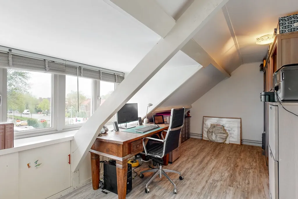 Bureau - Modernised 1930s House with Garden in Leiderdorp