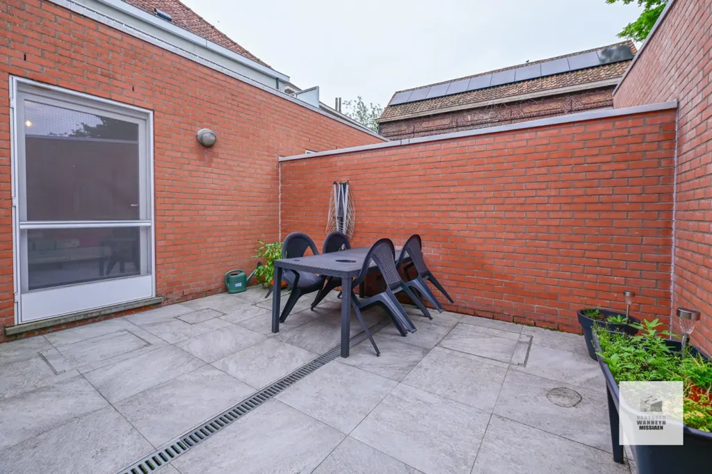 Aed - Flat with Terrace in Wingene Centre
