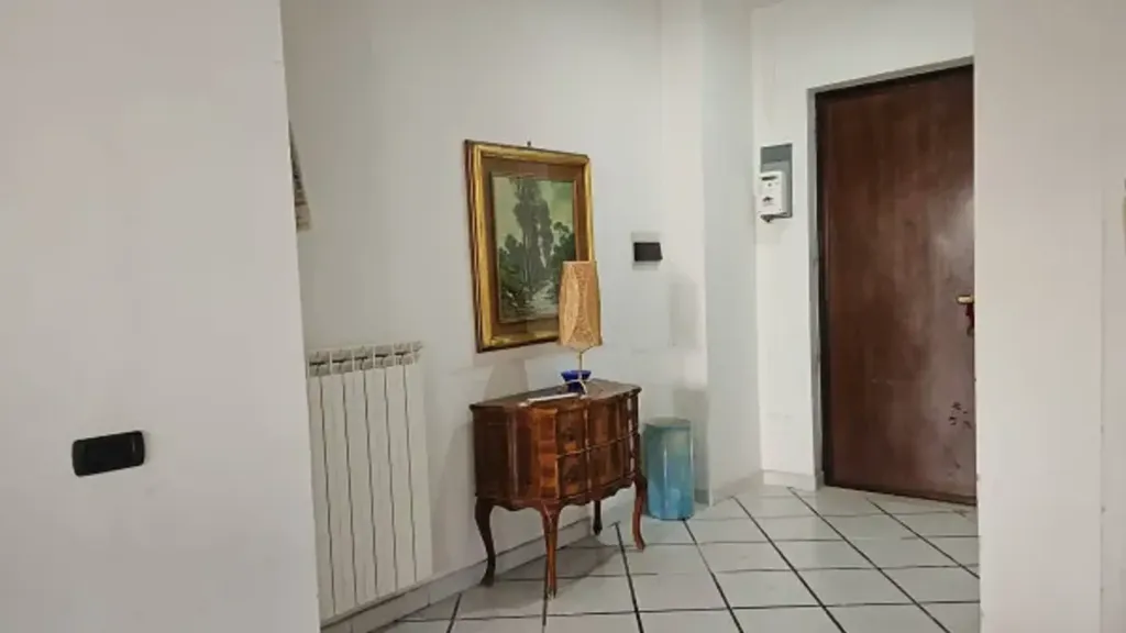 hallway_entrance